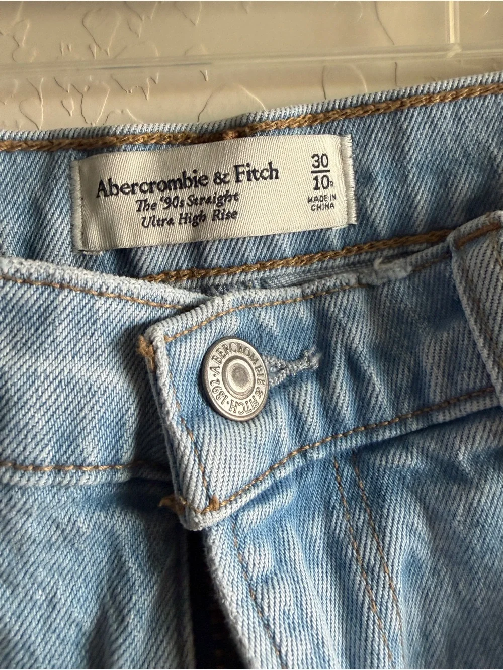 Abercrombie & Fitch Light Blue Straight-Leg Women's Jeans